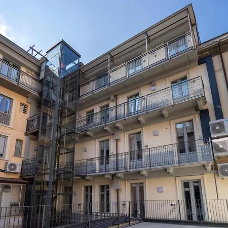 Italianway - The B Village New Milán