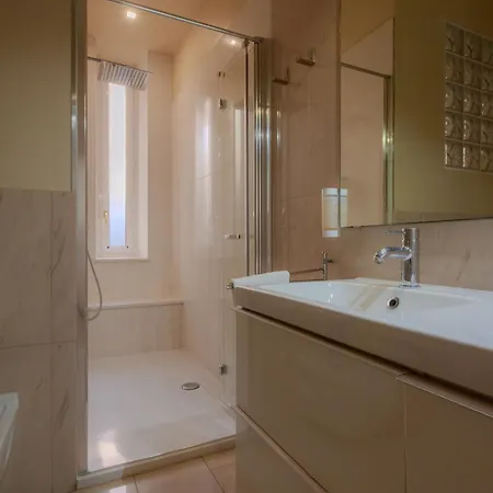 Apartamento Italianway - The B Village New *