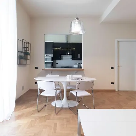Italianway - The B Village New 밀라노